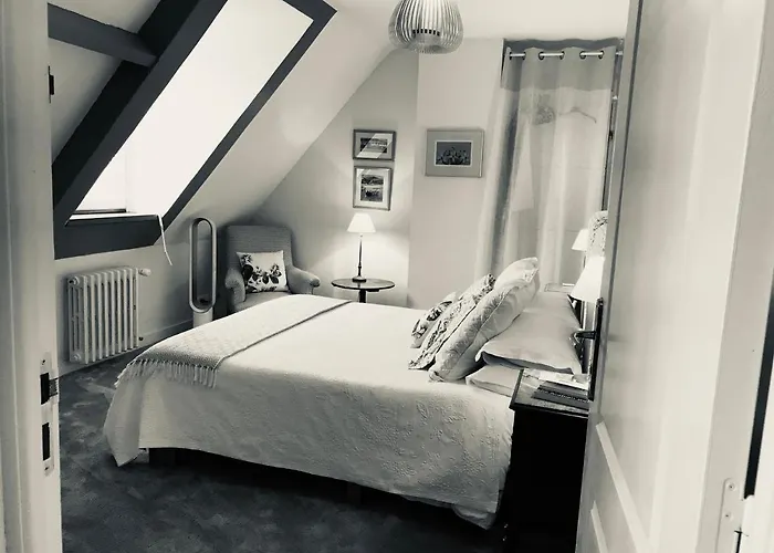 La Coulee Verte ベッド・アンド・ブレックファスト Saint-Aubin-de-Luigné